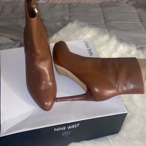 Nine West brown leather booties